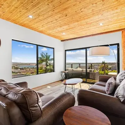 Stunning Bay Views with Pickleball and Hot Tub