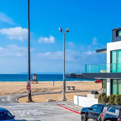 Oceanview Steps to Beach AC Parking!