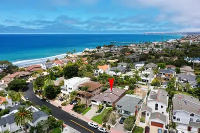 an aerial view of a neighborhood with houses and the ocean at Monthly 4BD4BA LuxuryHot TubPool TableYard in San Clemente