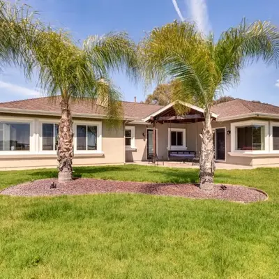 Family Hideaway with Hillside Views in Temecula!