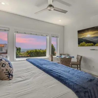 Ocean VIEWS Steps from Victoria Beach Lux Design