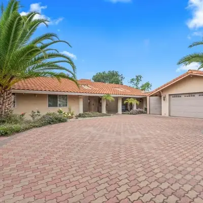 Home in San Diego! The Blue Leaf with 3bed 2bath