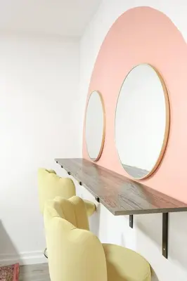 a room with two mirrors on a table with chairs at SD Lux Oasis: Theatre, Spa, 14Beds, AC, Sleeps 20+ in Spring Valley