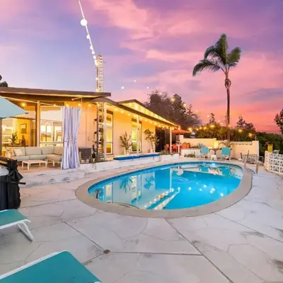 Luxury Hilltop Stay Pool
