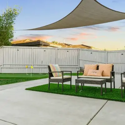 Sunset Crest - Home with stunning views