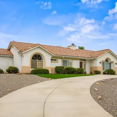 Explore Ramonas Vineyards Tranquil Home with Yard