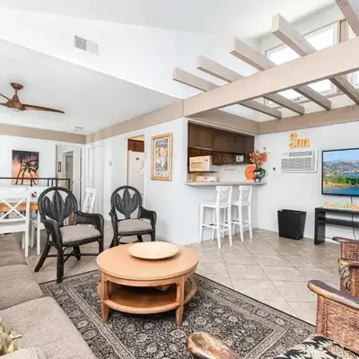 Retro 3Br Split-Level W Oceanview Patio Steps To Sand By Beachview Rentals