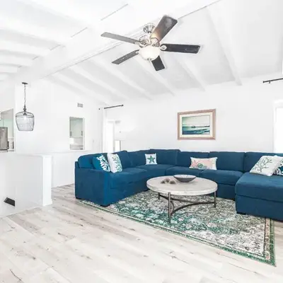 Remodeled 4Br Duplex
