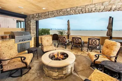 Gallery image of Luxury Oceanfront 4Br W Fire Pit, Bbq, And Gorgeous Views By Beachview Rentals in Newport Beach