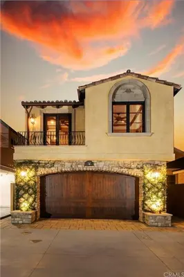 Gallery image of Luxury Oceanfront 4Br W Fire Pit, Bbq, And Gorgeous Views By Beachview Rentals in Newport Beach