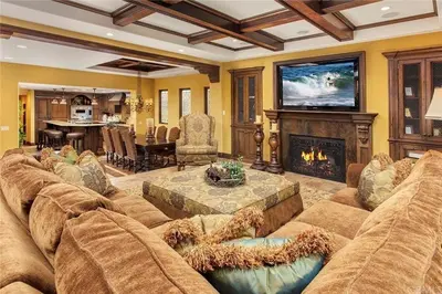 Gallery image of Luxury Oceanfront 4Br W Fire Pit, Bbq, And Gorgeous Views By Beachview Rentals in Newport Beach