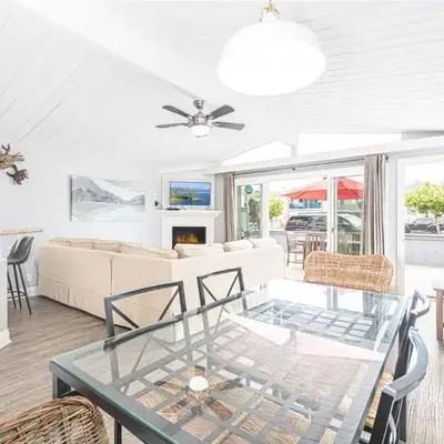 3Br Beach Cottage W Large Patio And Grill