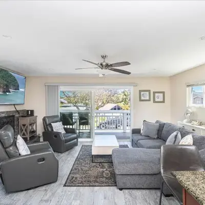 Updated 3Br W Oceanview Rooftop Deck