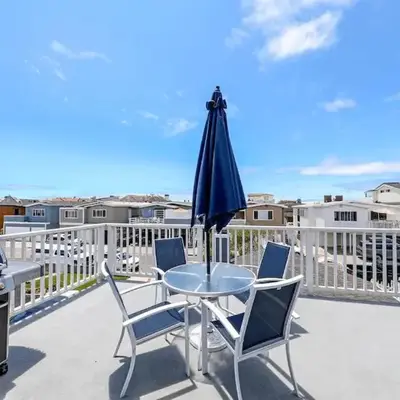 2Br Beach Escape W Oceanview Deck