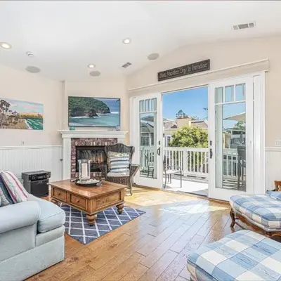 Darling 3Br Beach Home On Quiet Street