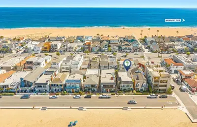 an aerial view of a city and the beach at Quiet 1Br Bayside Apartment, Central, Steps To Baybeach By Beachview Rentals in Newport Beach