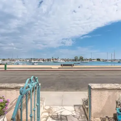 Quiet 1Br Bayside Apartment