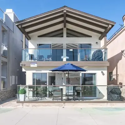6Br Oceanfront Duplex