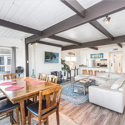 Spacious 7Br Triplex Steps From Beach And Marina Park By Beachview Rentals
