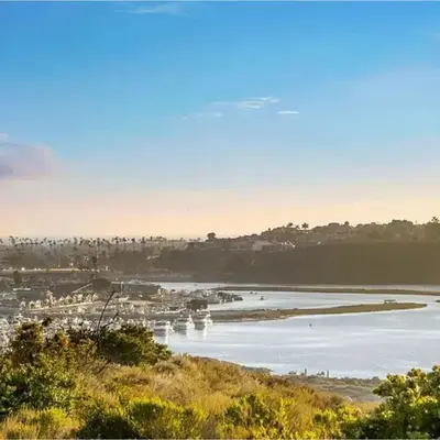 Exquisite Panoramic View Estate