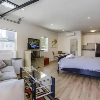 Amazing Open Air Studio in Hillcrest