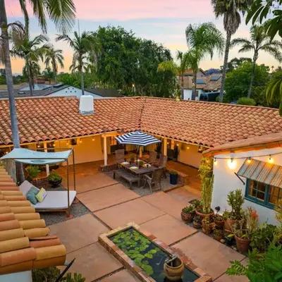Spacious Spanish Hacienda Close to Everything