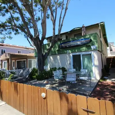 Mission Beach Bayside Beachy Duplex Flat- 2br 1ba- Sleeps 6 Steps to Beach Bay and Belmont Park
