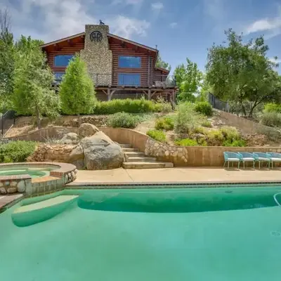 Japatul House w Pool & Spa 5 Star Google Reviews