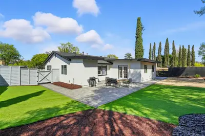 a house with a large yard with a lawn at Xlnc Exotic Home Witt Rd Poway in Poway