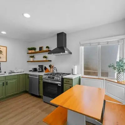 Charming Urban Escape Near Balboa Park & Airport