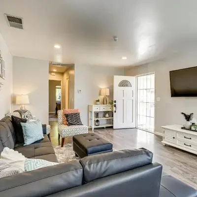 Pet-Friendly Apt 11 Mi to Dtwn San Diego!