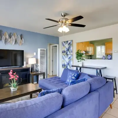 4 Mi to Dtwn San Diego Cozy Getaway with Patio!