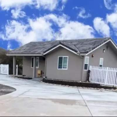 Alpine's Gorgeous Guest Home
