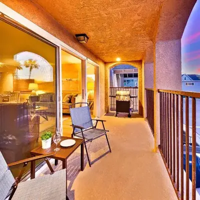 Newport Beach Simplicity II