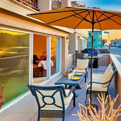 Newport Beach Simplicity