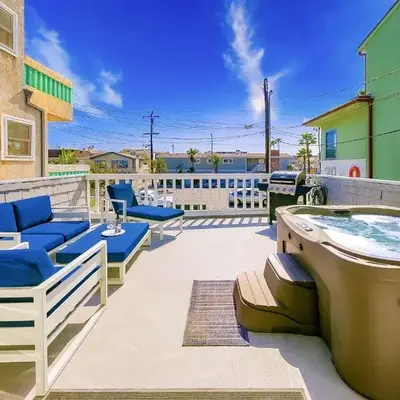 Perfect Newport Beach Location With Balcony Spa II