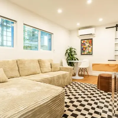 Simple La Jolla 2 bedroom - Alley Unit