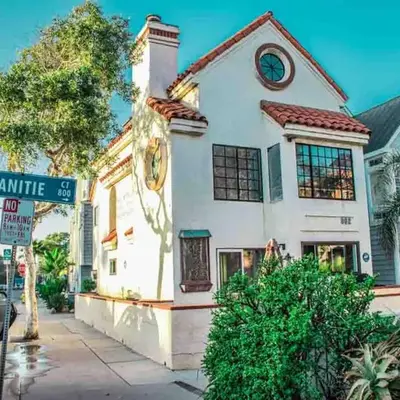 Entire Mission Beach Duplex Steps 2 the Ocean & Bay 2 Parking Spots