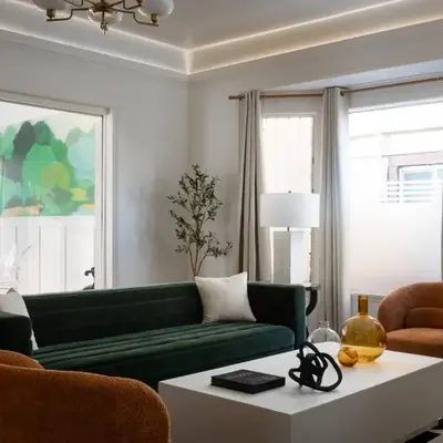 Luxe Victorian Retreat • Walk to Downtown