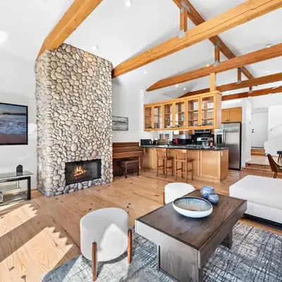 Laguna Beach Coastal Cottage