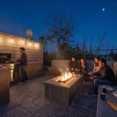 Charming & Convenient - Sleeps 12- Outdoor Kitchen