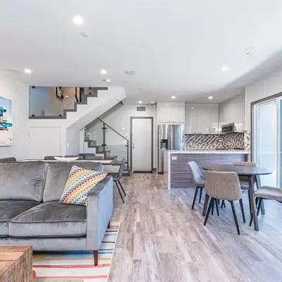 8Br Retreat With Ac