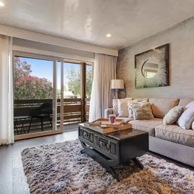 Luxury Condo Resort Amenities - Pool