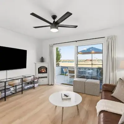 Cozy 2BR Bayfront Home | Patio + Water Views in Mission Beach