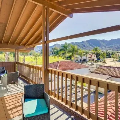 Waterfront Getaway on Lake Elsinore with Swim Spa