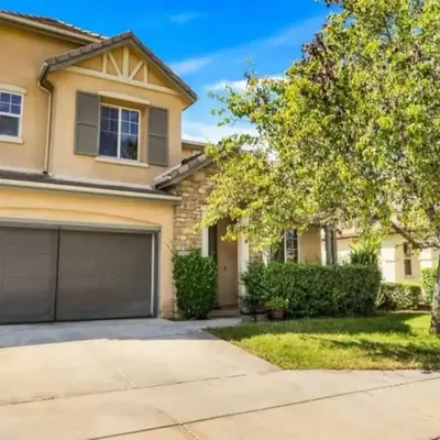 430 Large home sleeps 10