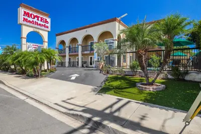 a hotel with a sign that reads motel malibu at Motel Mediteran in Escondido