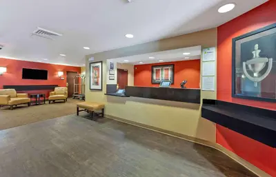 a waiting room in a hospital with a waiting room at Extended Stay America Suites - Temecula - Wine Country in Temecula
