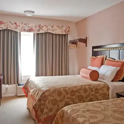 Harborview Inn & Suites-Convention Center-Airport-Gaslamp-Seaworld-Zoo-Balboa Park