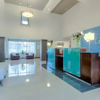 Holiday Inn Express Hotel & Suites Carlsbad Beach by IHG